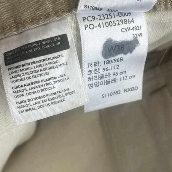 Levi’s shorts Men’s Tan Carpenter Cargo bottom Sz 38 - Picture 4 of 9